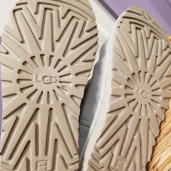 Ugg booties - Picture 6 of 6